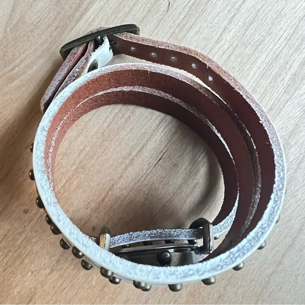 JQ ladies wrap bracelet fashion watch NEW BATTERY
